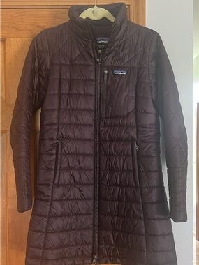 Patagonia Women's Long Quilted Puffer Coat - Plum